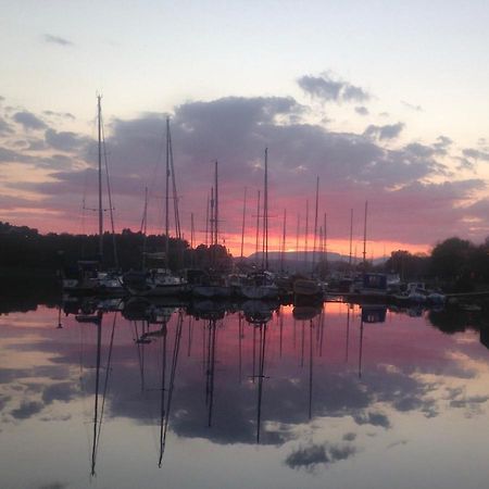 Yacht Highwayman Ξενοδοχείο South Kessock Εξωτερικό φωτογραφία