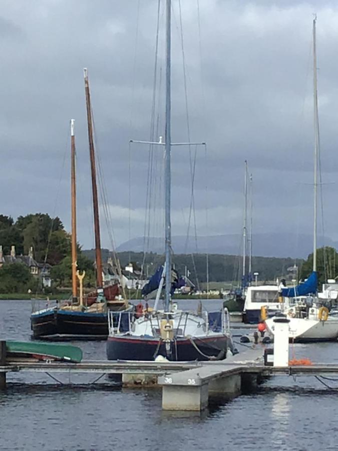 Yacht Highwayman Ξενοδοχείο South Kessock Εξωτερικό φωτογραφία