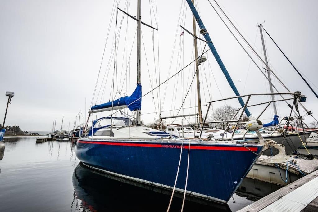 Yacht Highwayman Ξενοδοχείο South Kessock Εξωτερικό φωτογραφία